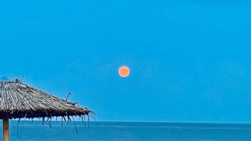 Grecia crește numărul de frontieriști și înființează noi ghișee la vamă ca să evite cozile. Peste un milion de turiști români așteptați în această vară