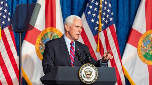 Taxele vamale ale lui Trump riscă să facă rău economiei americane, avertizează fostul vicepreşedinte Mike Pence / Ele ar putea antrena penurii şi inflaţie şi afecta consumatorii / ”Putin nu vrea pacea. El vrea Ucraina”