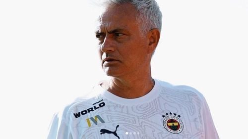 Mourinho, suspendat şi amendat după comentariile la adresa arbitrajului din Turcia