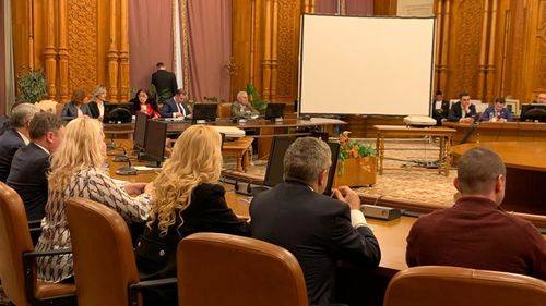 EXCLUSIV / STENOGRAME Parlamentarii față cu tehnologia: ZOOM sau Whatsapp? Cum au dezbătut senatorii și deputații decretul președintelui Iohannis de instituire a stării de urgență / Supărat că nu poate modifica decretul șefului statului, Șerban Nicolae a ieșit din grupul de Wapp / Soluția solomonică propusă de Florin Iordache
