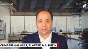 Val de înşelătorii online cu imaginea economistului Adrian Negrescu, invitat frecvent la televiziuni / Recomandările Directoratului pentru Securitate Cibernetică în prevenirea fraudelor