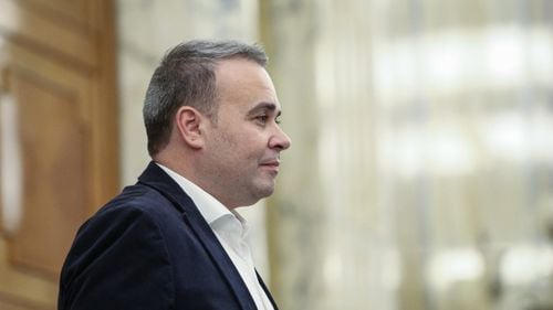 DIICOT a renunțat la ancheta penală împotriva lui Darius Vâlcov în dosarul publicării protocolului secret SRI-Parchet, deși în urmă cu un an l-a plasat sub control judiciar