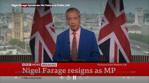 Liderul partidului Reform UK (dreapta populistă), deputatul Nigel Farage demisionează din Camera Comunelor și anunță ca va candida din nou în aceeași circumscripție