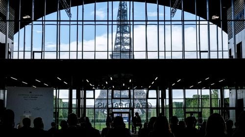 Turnul Eiffel, închis din nou marți, din cauza unei greve