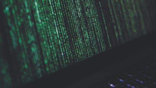 Statele Unite oferă 2,5 milioane de dolari recompensă pentru informații despre un hacker din Belarus