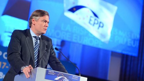 VIDEO INTERVIU Antonio Lopez Isturiz, secretarul general al PPE, despre a doua anchetă împotriva lui Kovesi: Deodată, din senin, apar noi dosare. Am mai văzut și la alte guverne socialiste. E de ajuns