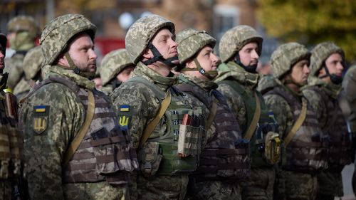 Serviciul de Securitate al Ucrainei a destructurat trei reţele de corupţie care ajutau bărbaţii să se sustragă de la înrolarea în armată