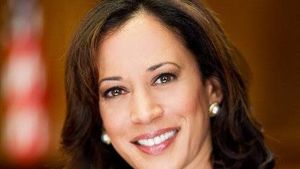 Noul sac de box al Rusiei: Kamala Harris (Politico)