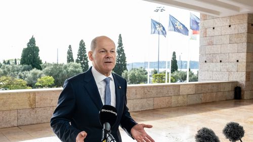Creșterea infectărilor din Germania pune presiune pe negocierile pentru formarea guvernului / Viitorul cancelar, social-democratul Olaf Scholz, propune „un lockdown pentru nevaccinați”