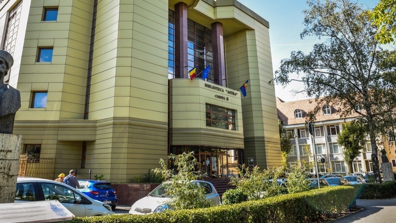 DOCUMENT Biblioteca ASTRA din Sibiu a rămas fără bani de salarii / Angajații sunt puși să semneze că sunt de acord să lucreze fără bani / Lucrează aici 75 de persoane