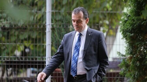 Orban: PNL a pus la dispoziția CCR un instrument care îi permite să evite pronunțarea din 20 mai. Liderul PNL face referire la contestarea delegării atribuțiilor lui Drganea către Iordache, cu termen fixat de CCR în 7 mai