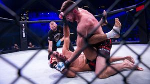 Directorul FBI ia în considerare ca UFC, cea mai importantă ligă profesionistă de arte marţiale mixte, să antreneze agenții în arte marțiale