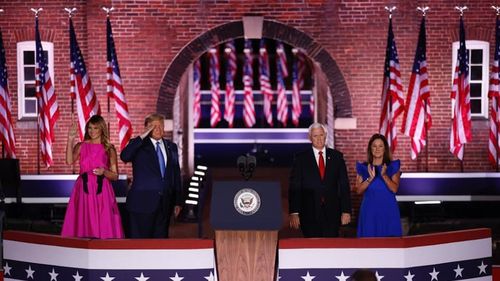 Vicepreședintele Mike Pence a promis "lege și ordine" în cadrul Convenției Republicane și a spus că "Joe Biden ar pune America pe calea socialismului şi declinului"