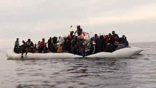 Optsprezece migranţi morţi într-un naufragiu în largul coastelor Libiei  / Accidentul vine la scurt timp de la descoperirea cadavrelor a 40 de migranţi din Africa subsahariană în urma unui naufragiu în largul coastei Tunisiei