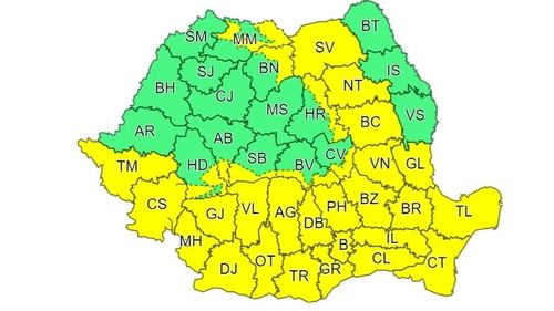 Cod galben de vijelii și grindină în mai multe județe începând de duminică noapte