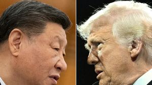 Xi Jinping a vorbit la telefon cu Donald Trump „la cererea” președintelui SUA