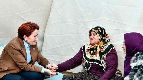 Alegeri Turcia 2023: “Societatea mai are de lucrat cu demonii misoginismului” – interviu cu Fatma Yilmaz, militantă pentru drepturile femeilor