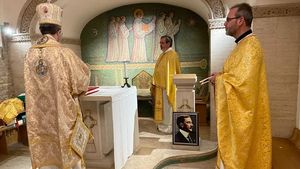 Iuliu Maniu, comemorat marţi la Vatican: „70 de ani de când marele om politic greco-catolic s-a întors în casa Tatălui Ceresc. A fost aruncat într-o groapă comună, alături de atâţia anonimi, dar şi de atâţia oameni mari ai Bisericii şi ai poporului nostru, în acel cimitir al săracilor”