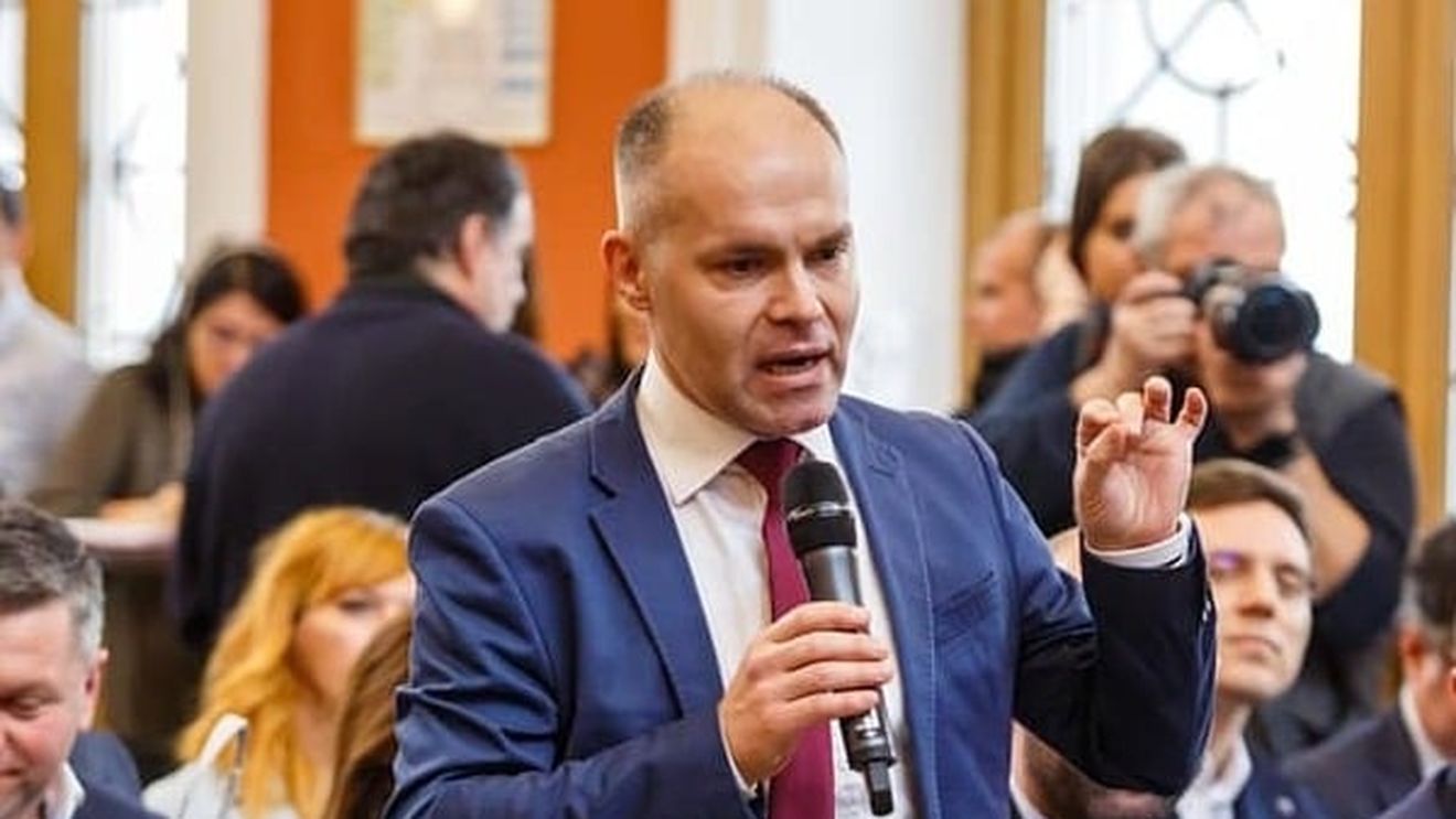 Daniel Funeriu: Vreau să candidez la președinția României / Partidele majore din România nu mai vorbesc cu oamenii