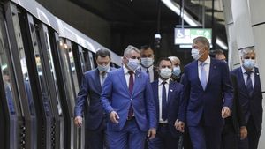Ciprian Ciucu transmite că va cere demisia conducerii Metrorex dacă lucrările de la staţia de metrou Parc Drumul Taberei nu vor fi finalizate până la toamnă