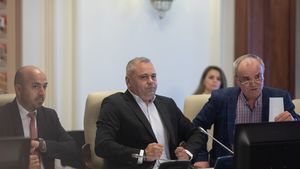 Deputatul PSD Florin Barbu, nominalizat la ministerul Agriculturii, este doctor în Economie și a lucrat doar la stat/ Ca deputat, a vorbit doar 6 minute în doi ani și jumătate de mandat
