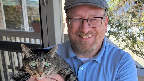 Larry, cea mai citată pisică din lume. O farsă bine gândită de doi cercetători a folosit numele motanului „savant” pentru a păcăli domeniul academic