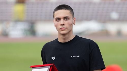 Ministrul Educaţiei susţine că un model pentru noua generaţie este David Popovici. Ce „critică” îi aduce psihologul tânărului campion olimpic, tocmai fiindcă îl apreciază