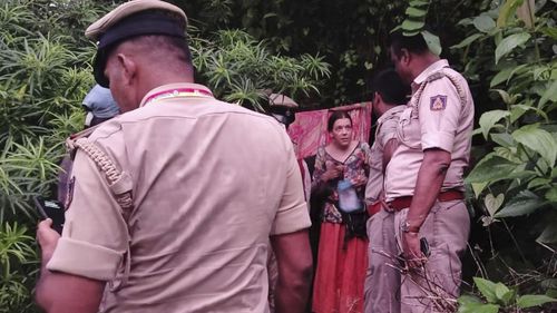 VIDEO Misterul mamei rusoaice și al copiilor săi găsiți într-o peșteră din India
