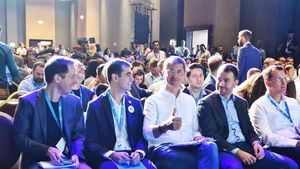 Revoltă în USR după ce conducerea formațiunii a amânat validarea lui Nicușor Dan drept candidatul partidului la primărie / ”S-au spus cuvinte grele de la cel mai înalt nivel, chiar din ălea care încep cu f” / ”Suntem conduși de o majoritate care e gata să vândă pe mărunțiș povestea USR”