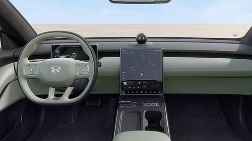 Nio, rivalul chinez al Tesla, reduce preţul pentru noua sa maşină marca Onvo