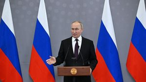 Putin spune că civilii din Herson trebuie să evacueze orașul, pe care îl numește "zona celor mai periculoase acțiuni":  „Populația civilă nu trebuie să sufere”