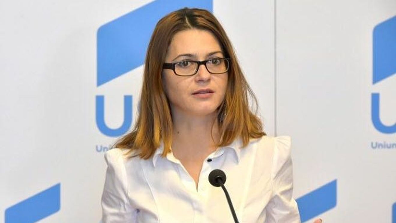 Senatoarea USR, Florina Presadă, anunţă că a depus un proiect care limitează la cinci ani mandatul preşedintelui Consiliului Legislativ