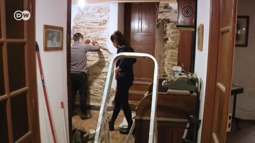 VIDEO Orăşenii din Spania fug la ţară de coronavirus/ Sate întregi sunt scoase la vânzare la prețuri rezonabile