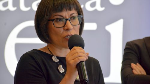 Lidia Bodea, directorul Editurii Humanitas, despre justificarea plagiatului invocată de Cîmpeanu: Este furt, este plagiat. Ar însemna că lucrările de licență care se vând la drumul mare nu mai pot fi respinse ca plagiate de către profesori, pentru că nu au ISBN / Mâine ne vedem la 8:00 la protest la Minister