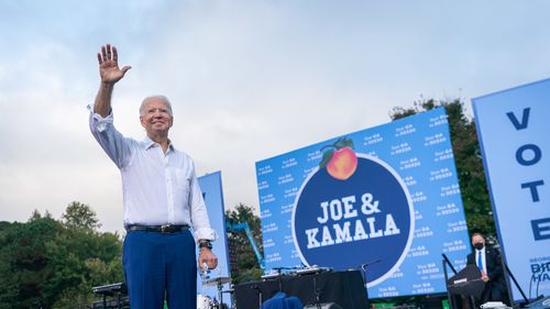 Joe Biden câștigă în statul Arizona și își consolidează victoria în scrutinul prezidențial, conform mass-media americane