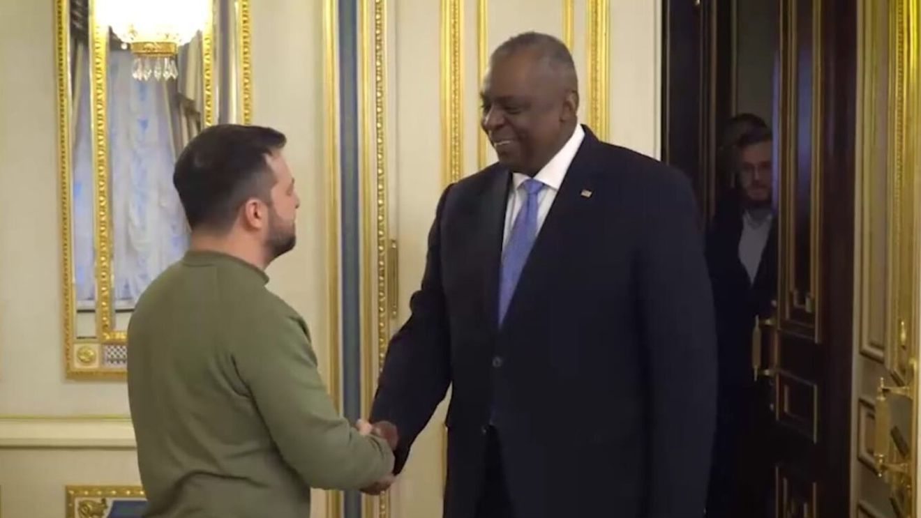 SUA îşi îndemnă aliaţii să furnizeze Ucrainei sisteme antiaeriene Patriot