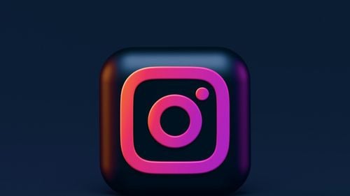 Instagram a început să testeze reclame peste care utilizatorii nu pot sări/ Care sunt reacțiile