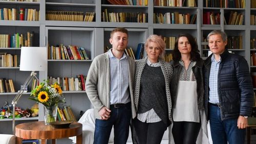 VIDEO Reacția lui Dacian Cioloș la afirmațiile Oanei Bogdan despre proprietatea privată și viața în grup: Mesajul era altul, nu este în regulă modul în care afirmația a fost interpretată de presă