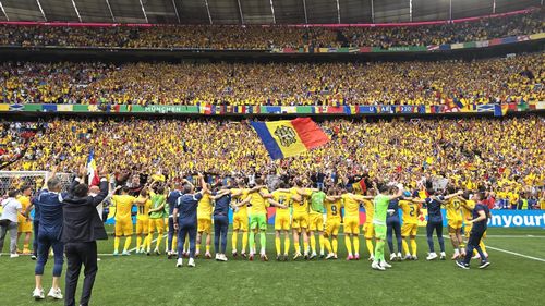 Andrei Burcă, fundașul naționalei de fotbal: Fanii români sunt numărul 1 în acest moment, mă fac să dau 200 la sută. Pentru ei mi-aş da viaţa