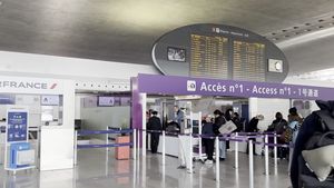 Autoritățile din Franța investighează o posibilă manipulare a senzorilor meteorologici de la Aeroportul Charles de Gaulle, după o creștere bruscă a pariurilor pe Polymarket: traderii au pariat pe temperaturi maxime zilnice
