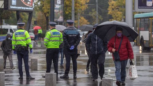 Rata de incidență COVID în București a scăzut sub 16 la mie