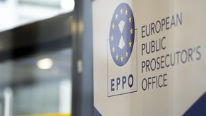 Dragoș Pîslaru: Am primit confirmarea oficială că Parchetul European a început investigația în cazul achiziției microbuzelor școlare electrice prin PNRR