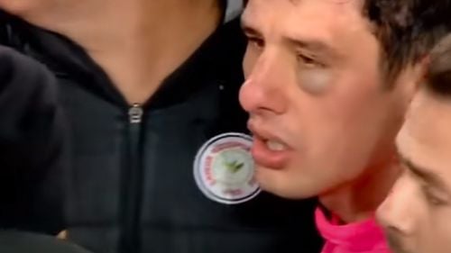 Un arbitru turc a fost lovit cu pumnul de președintele unui club de fotbal și cu picioarele de fotbaliști/ Trei persoane arestate, meciurile din campionat suspendate/ Reacția președintelui Erdogan