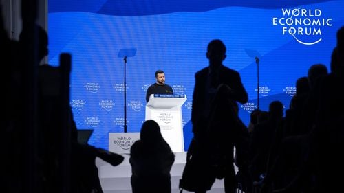 Zelenski: Suntem în discuții cu privire la contingentul de menținere a păcii în Ucraina