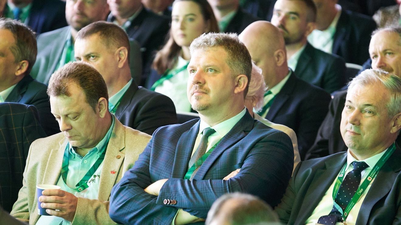 CONTROVERSĂ: Primarul din Târgu Mureș a câștigat ca independent alegerile în 2020, dar nu ar fi plecat din UDMR, deși și-a anunțat demisia în 2016 / Juriști: Apartenența și independența sunt incompatibile și ar putea intra sub incidența dreptului penal
