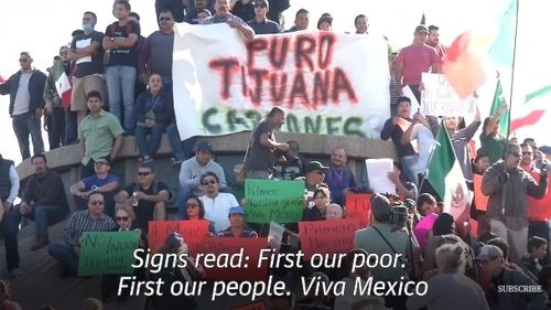 Tensiuni majore la granița dintre Mexic și Statele Unite din cauza caravanei migranților: Nu vă vrem aici!