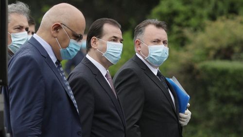 Masca devine obligatorie pe întreg teritoriul țării? Orban s-a întâlnit cu reprezentanții Ministerului Sănătății și Departamentului pentru Situații de Urgență