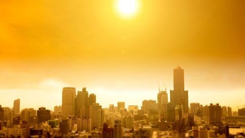 Specialiştii avertizează că temperaturile se vor menţine la niveluri record în următorii cinci ani / Încălzirea duce la valuri de căldură dăunătoare, precipitaţii extreme, secete intense, topirea calotei glaciare, creşterea nivelului mării