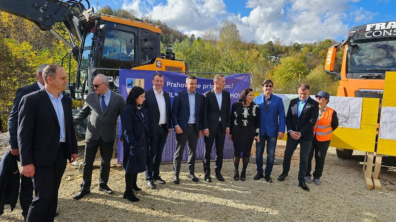 Ce nu s-a văzut la „inaugurarea” șantierului centurii Comarnic, în prezența lui Grindeanu și Dumitrescu: Transporturile au dat Autorizație de Construire pe numai 480 de metri din totalul de 6 kilometri, iar lucrările acoperă doar 8 milioane de lei din costul total de 236 milioane