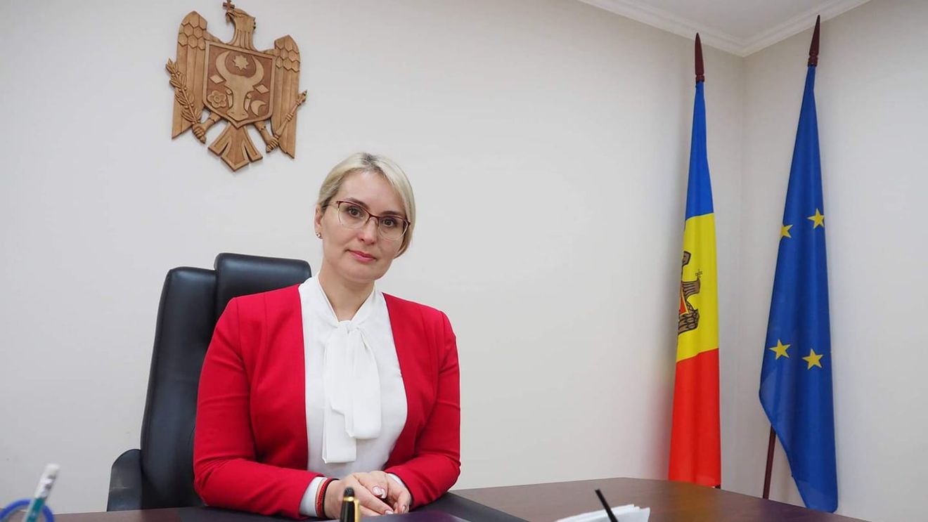 Procurorii anticorupție din Moldova au descins acasă și la biroul șefei Autorității Naționale de Integritate. Percheziții în urma unei „scrisori anonime”
